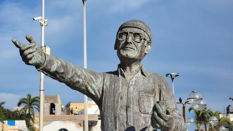 mazatlan statue